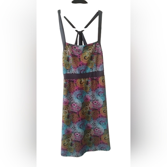 SOYBU Athletic Dress Floral  Gray Pink Blue Strappy Back Built-In Bra Size M - Picture 1 of 4